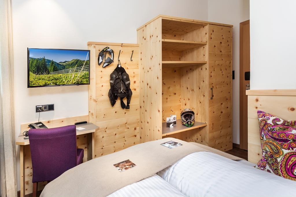 Hotel Talblick Saalbach-Hinterglemm Bilik gambar